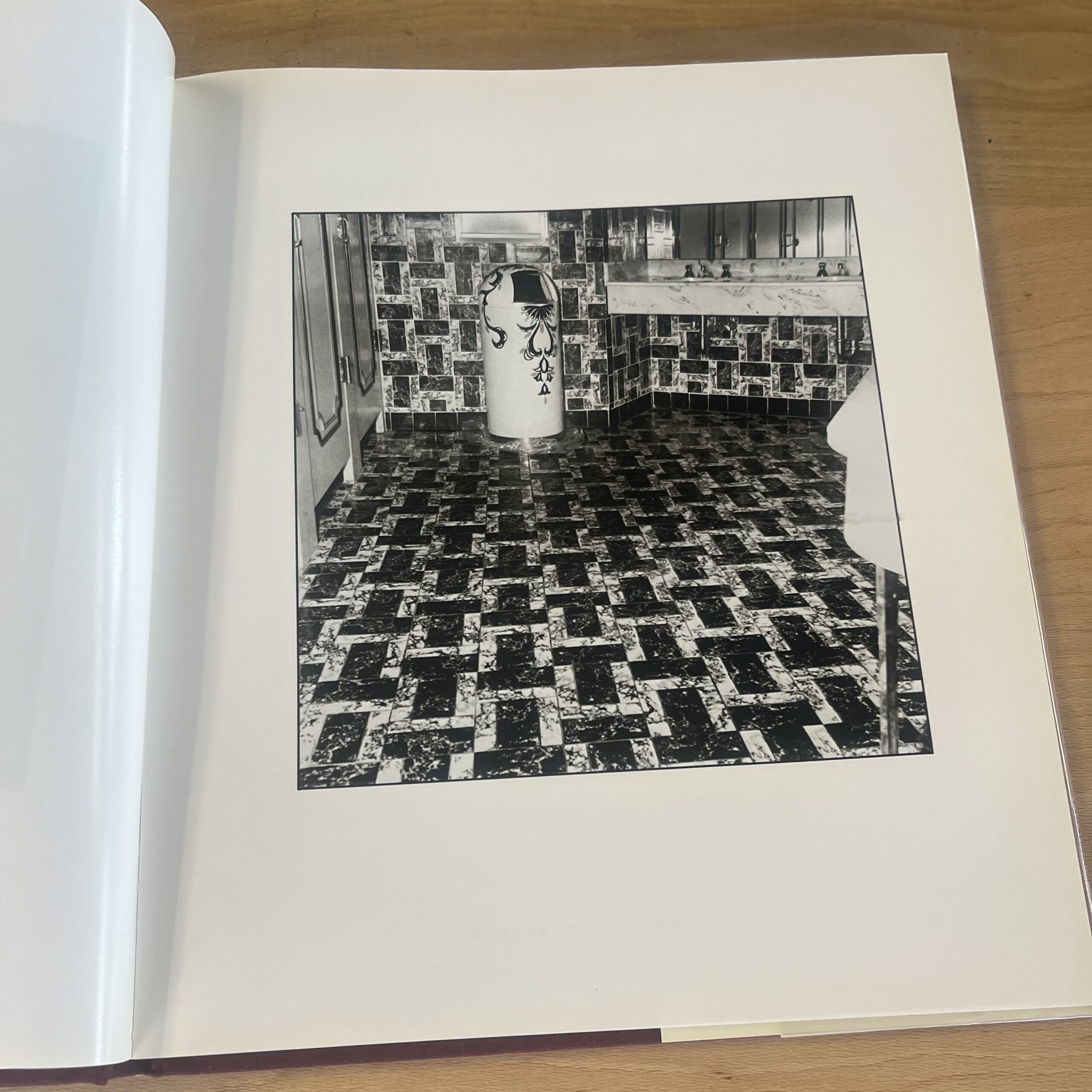 Reservations: Photographs by Diane Keaton - Image 6